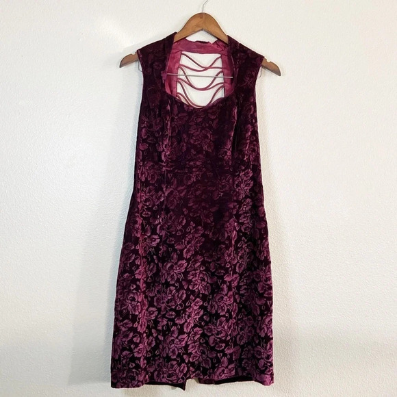CDC Vintage Velvet Dress Floral Jacquard Open Back Midi Size 10 Crush Velvet - Picture 17 of 17